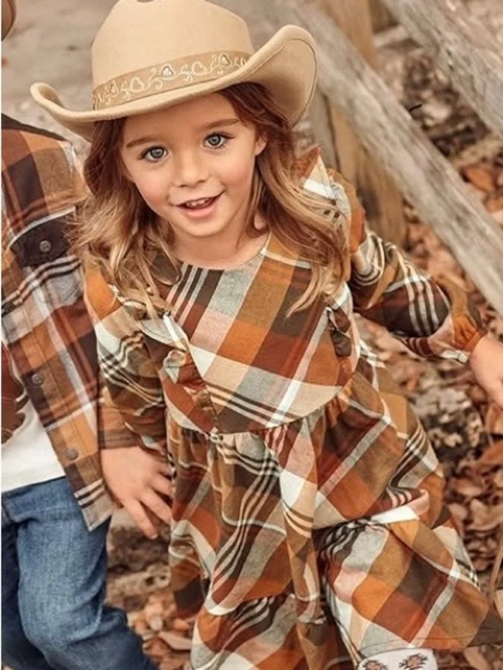 Gymboree Girl’s ‘Montana Mountain’ Brown Plaid Dress and Cowboy Hat Size 6